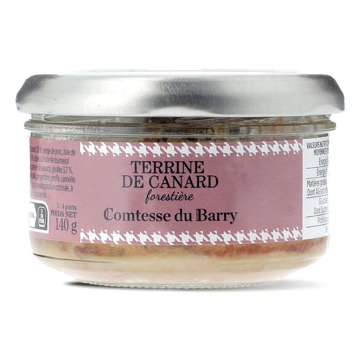 Terrine de canard forestière main product photo